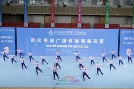 皇马计划今夏签阿方索·戴维斯+姆巴佩，组新银河战舰