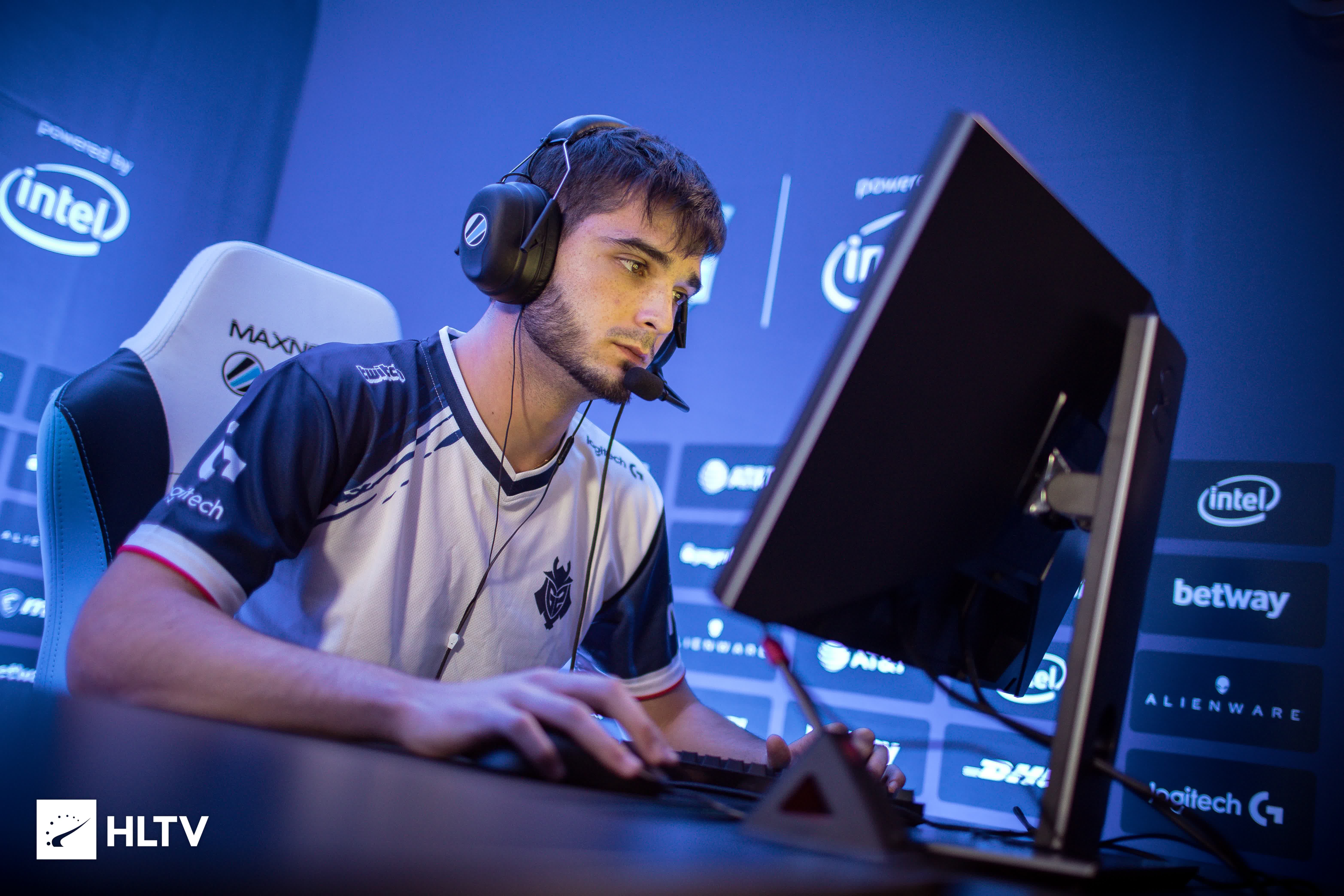 理論與實踐 理論與實踐